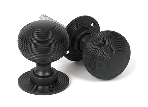 matt black heavy beehive mortice/rim knob set