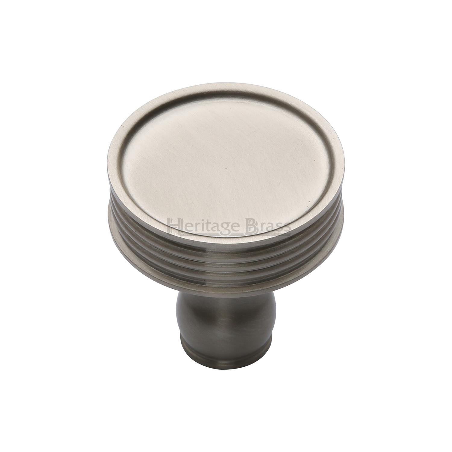 Venetian Cabinet Knob - C4547-SN