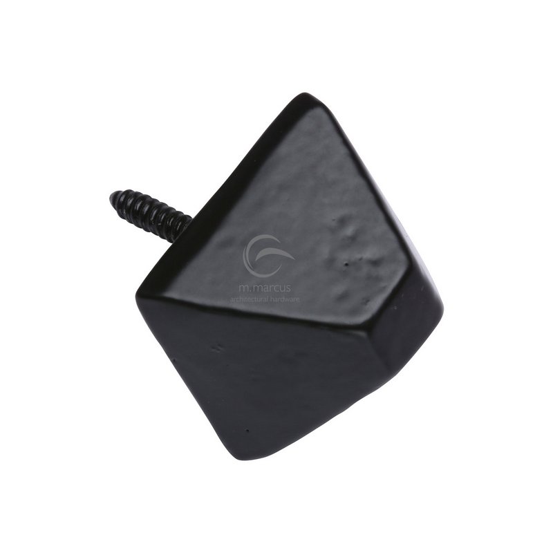 Tudor Stud Black Iron - TC790 19