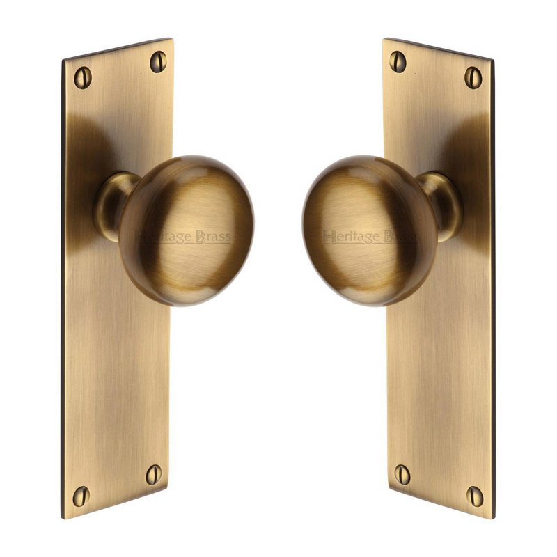 Balmoral Door Knob on Plate - BAL8510-AT