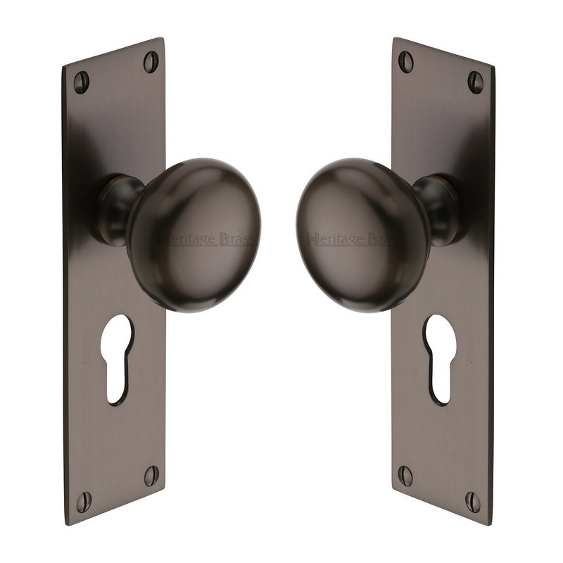 Balmoral Door Knob on Plate - BAL8548-MB