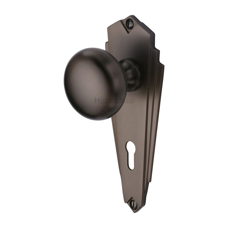 Broadway Door Knob on Plate - BR1800-MB