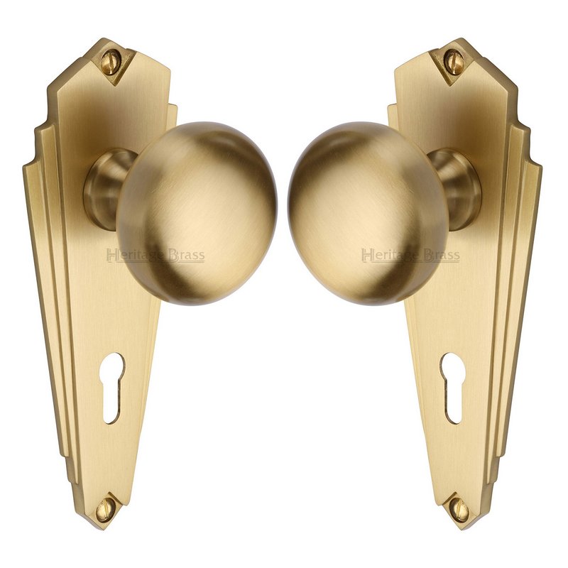 Broadway Door Knob on Plate - BR1800-SB