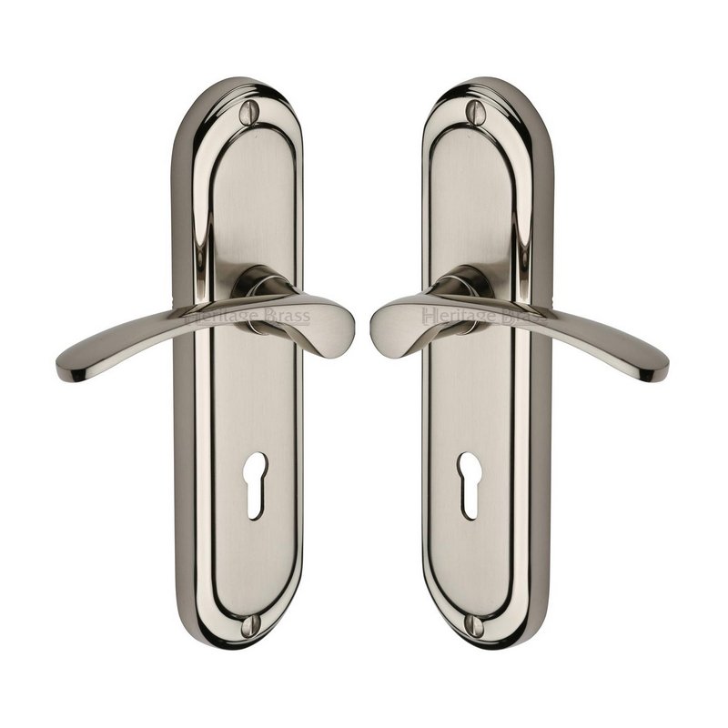 Ambassador Door Handle on Plate - AMB6200-MC