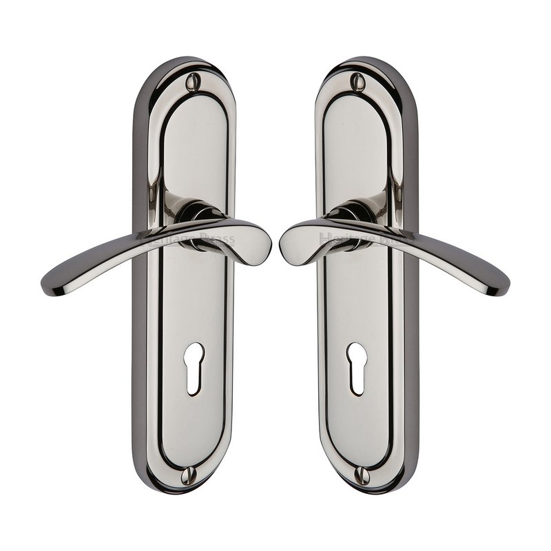 Ambassador Door Handle on Plate - AMB6200-PNF