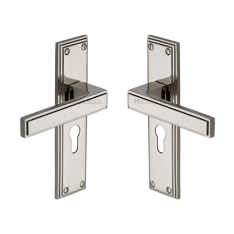 Atlantis Door Handle on Plate - ATL5748-PNF