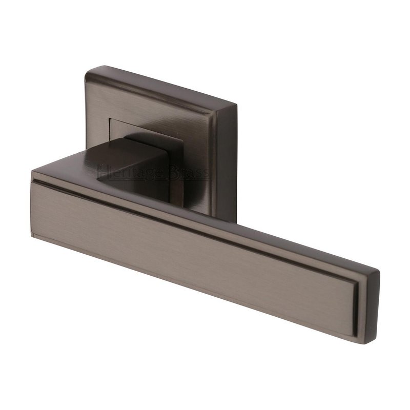 Linear Sq Door Handle on Square Rose - DEC5430-MB