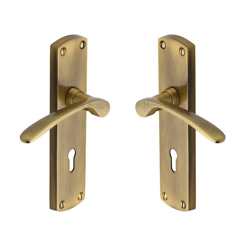 Diplomat Door Handle on Plate - DIP7800-AT