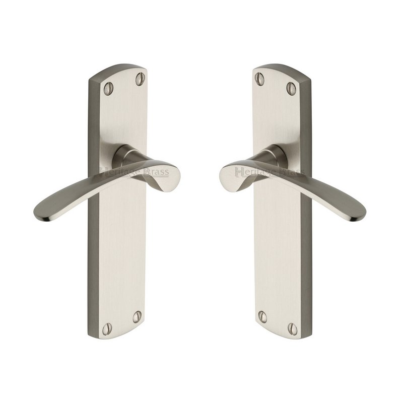 Diplomat Door Handle on Plate - DIP7810-SN