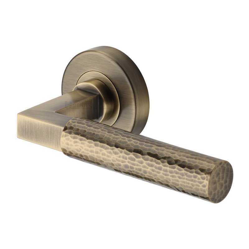 Hammered Bauhaus Door Handle on Round Rose - HAM2259-AT