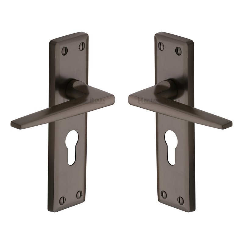 Kendal Door Handle on Plate - KEN6848-MB