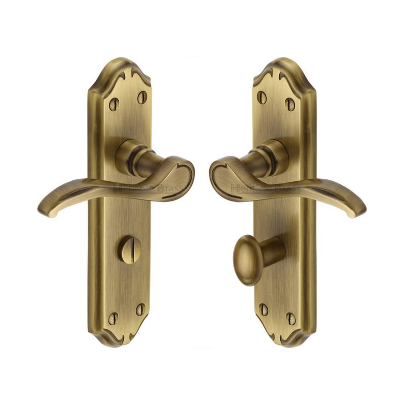 Verona Small Door Handle on Plate - MM628-AT