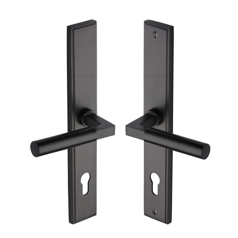 Bauhaus LH Door Handle on Plate - MP2259.LH-MB