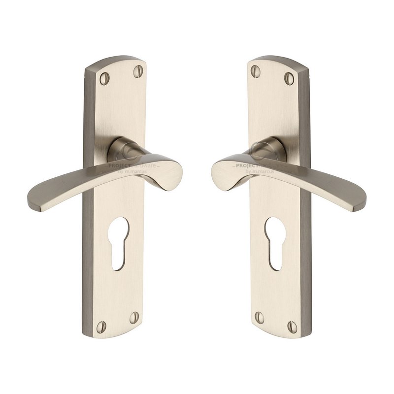 Luca Door Handle on Plate - PR448-SN