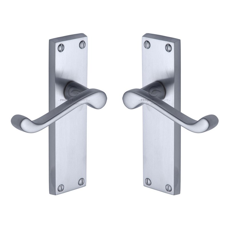Malvern Door Handle on Plate - PR605-SC