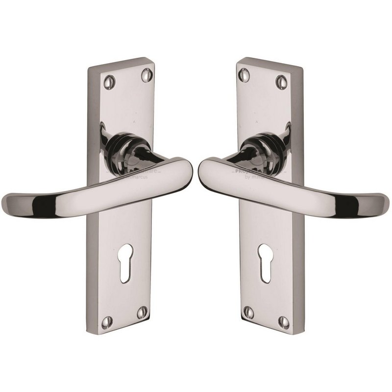 Avon Door Handle on Plate - PR900-PC