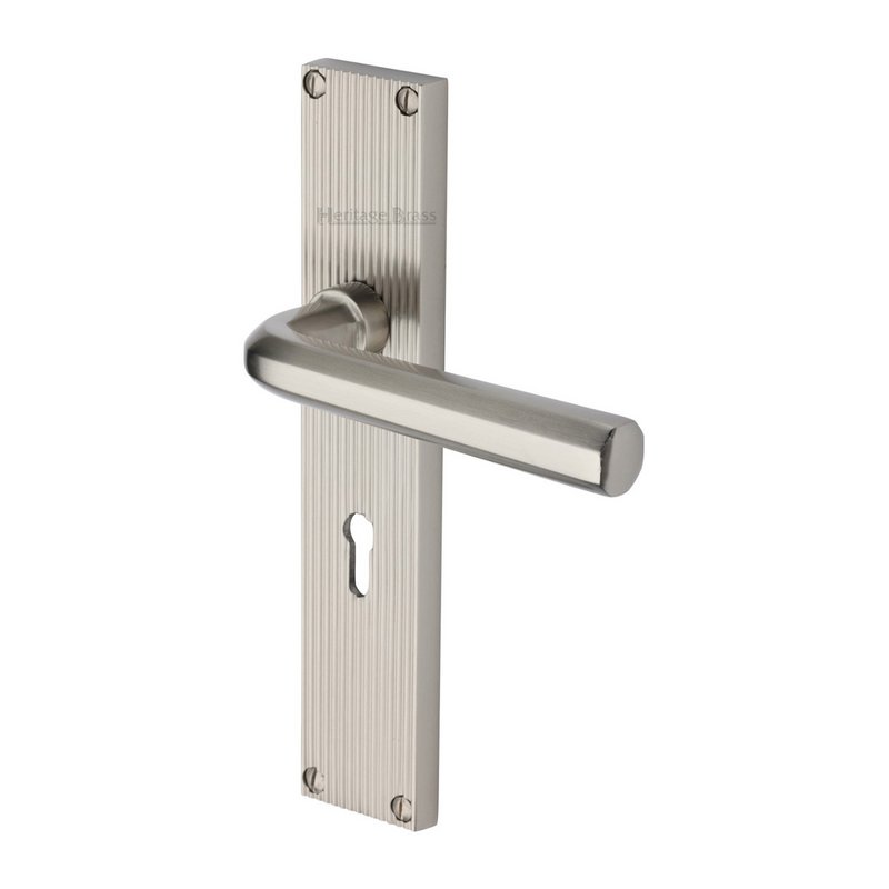 Octave Reeded Door Handle on Plate - RR3700-SN