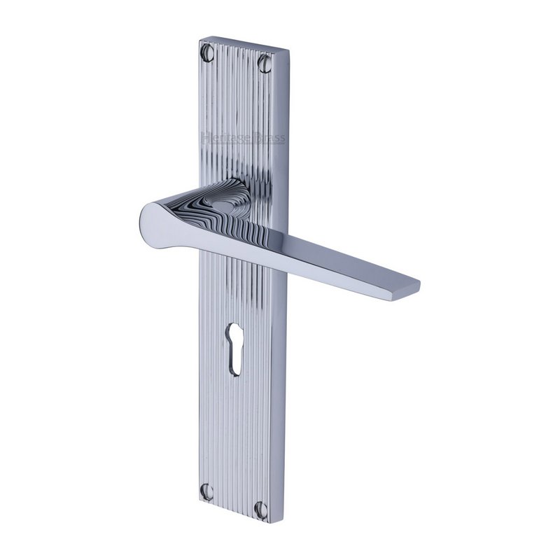 Gio Reeded Door Handle on Plate - RR4700-PC