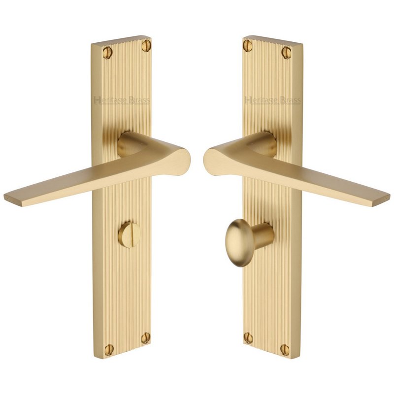 Gio Reeded Door Handle on Plate - RR4730-SB