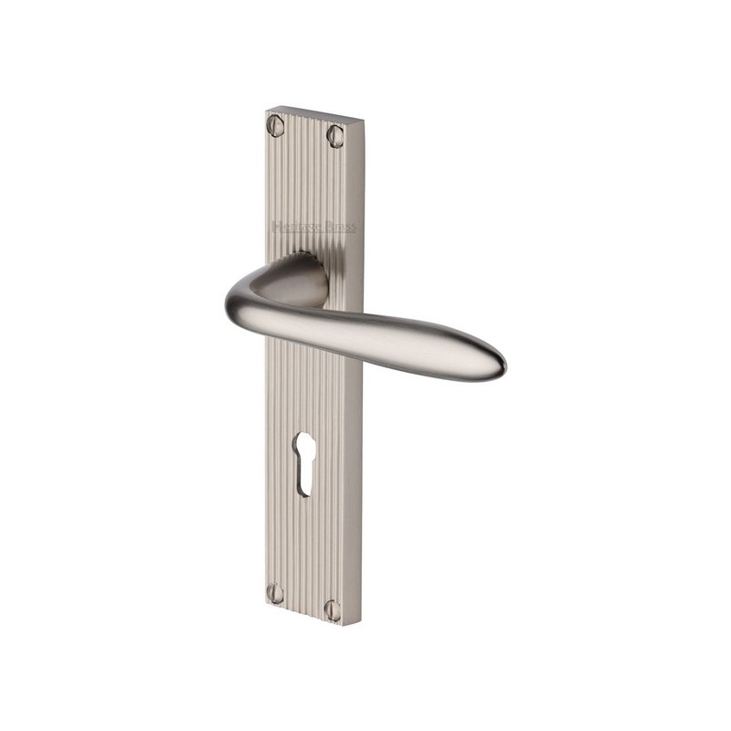 Sutton Reeded Door Handle on Plate - RR5000-SN