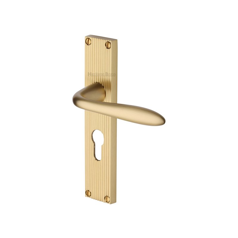 Sutton Reeded Door Handle on Plate - RR5048-SB