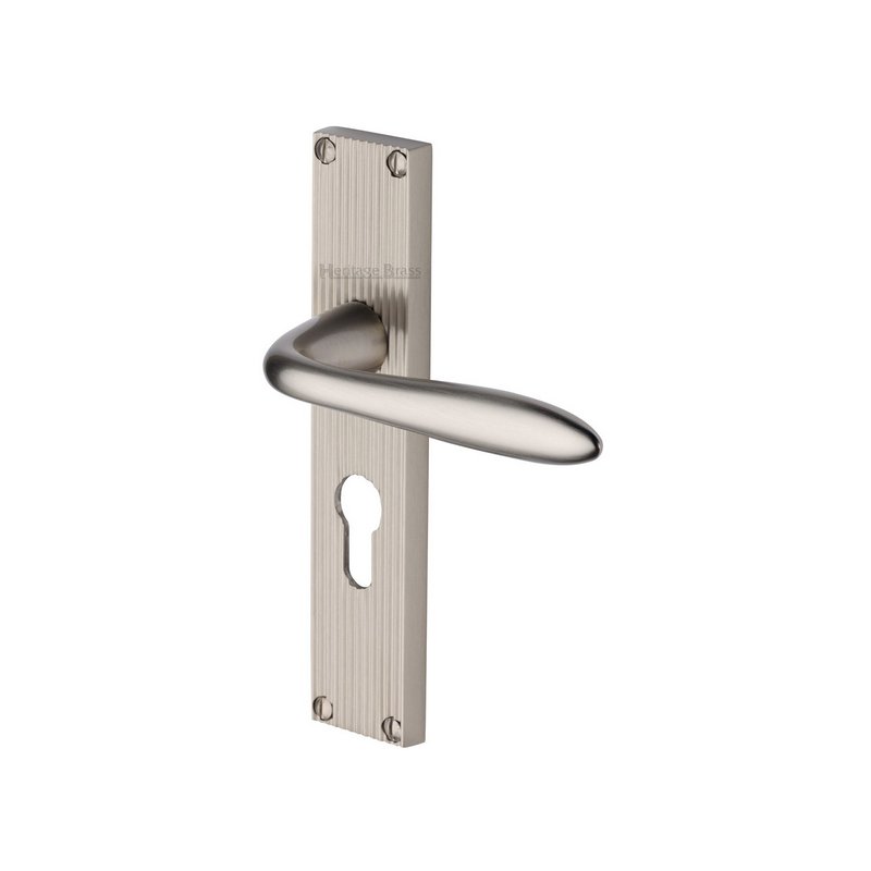 Sutton Reeded Door Handle on Plate - RR5048-SN