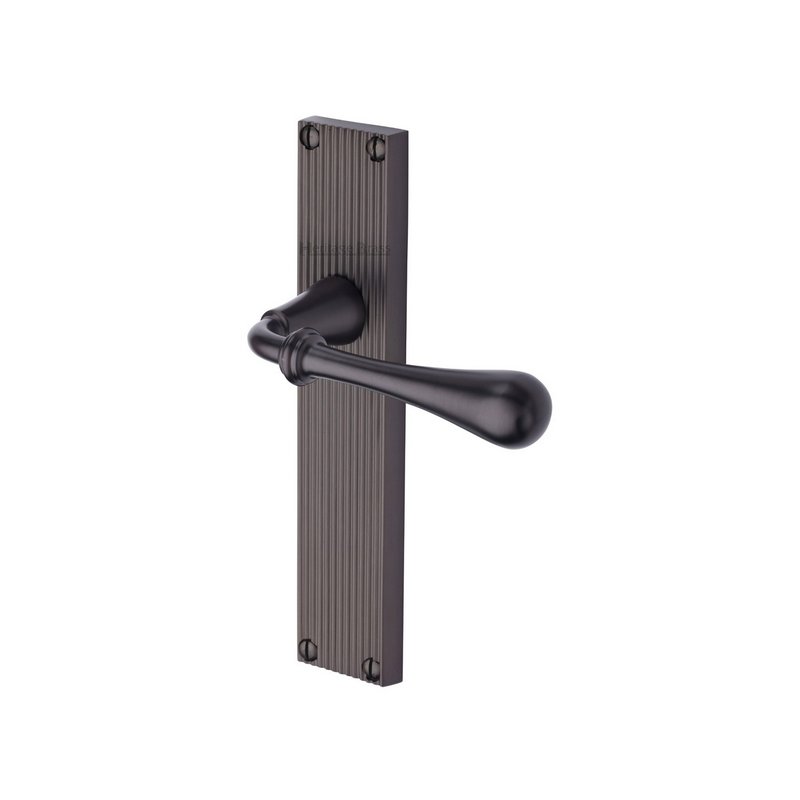 Roma Reeded Door Handle on Plate - RR6010-MB