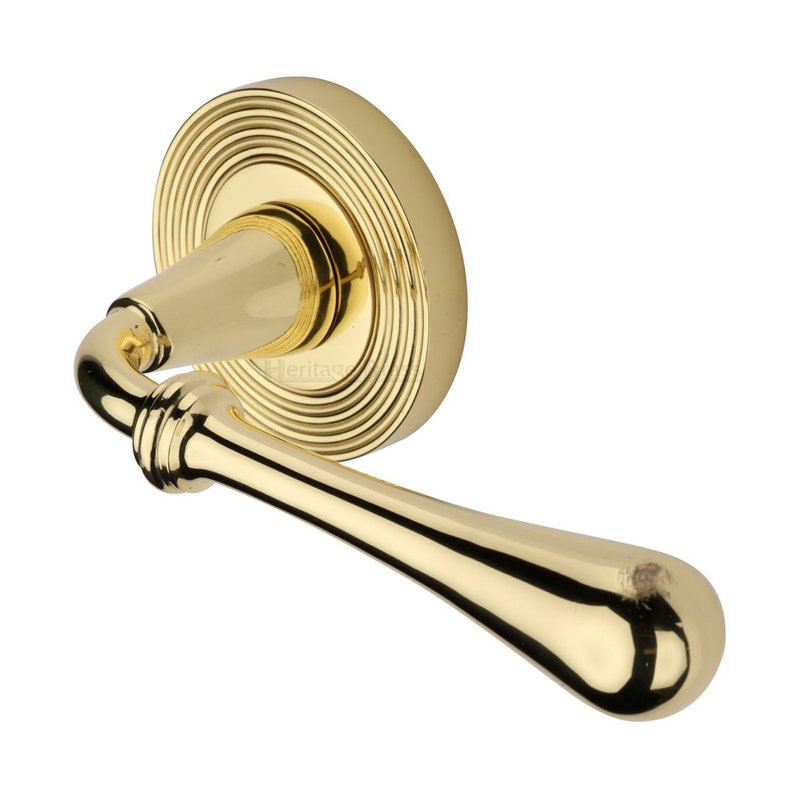 Roma Reeded Door Handle on Round Rose - RR7156-PB