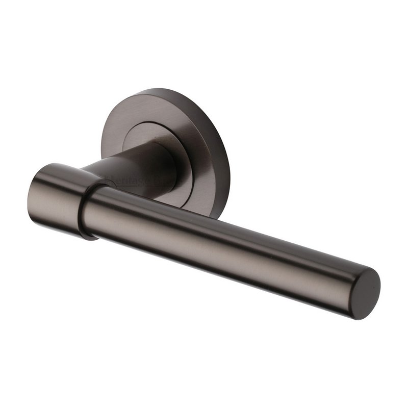 Phoenix Door Handle on Round Rose - RS2017-MB