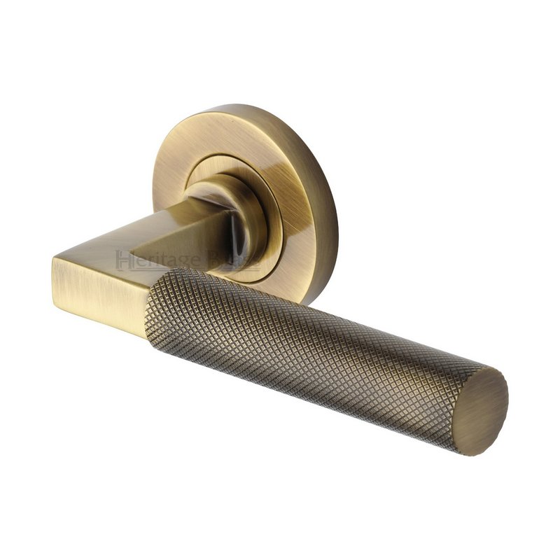 Signac Door Handle on Round Rose - RS2260-AT