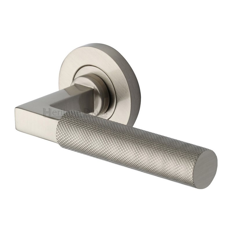Signac Door Handle on Round Rose - RS2260-SN