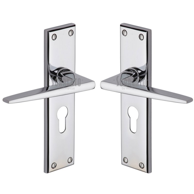 Swift Door Handle on Plate - SC-3448-PC