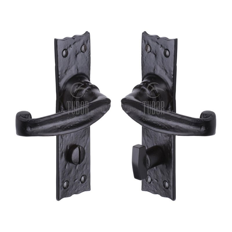 Tudor Wellington Door Handle on Plate - TC620