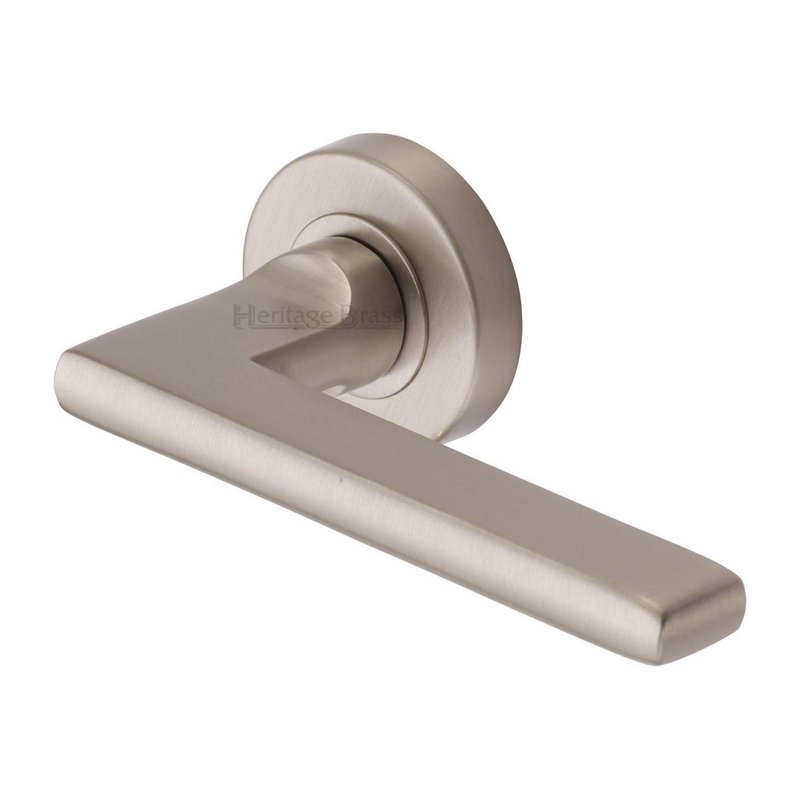 Trident Door Handle on Round Rose - TRI1352-SN