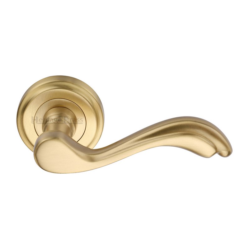 Lisboa Door Handle on Round Rose - V1601-SB
