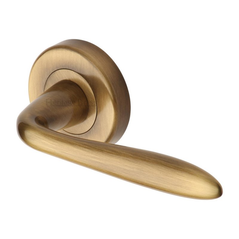 Sutton Door Handle on Round Rose - V1750-AT