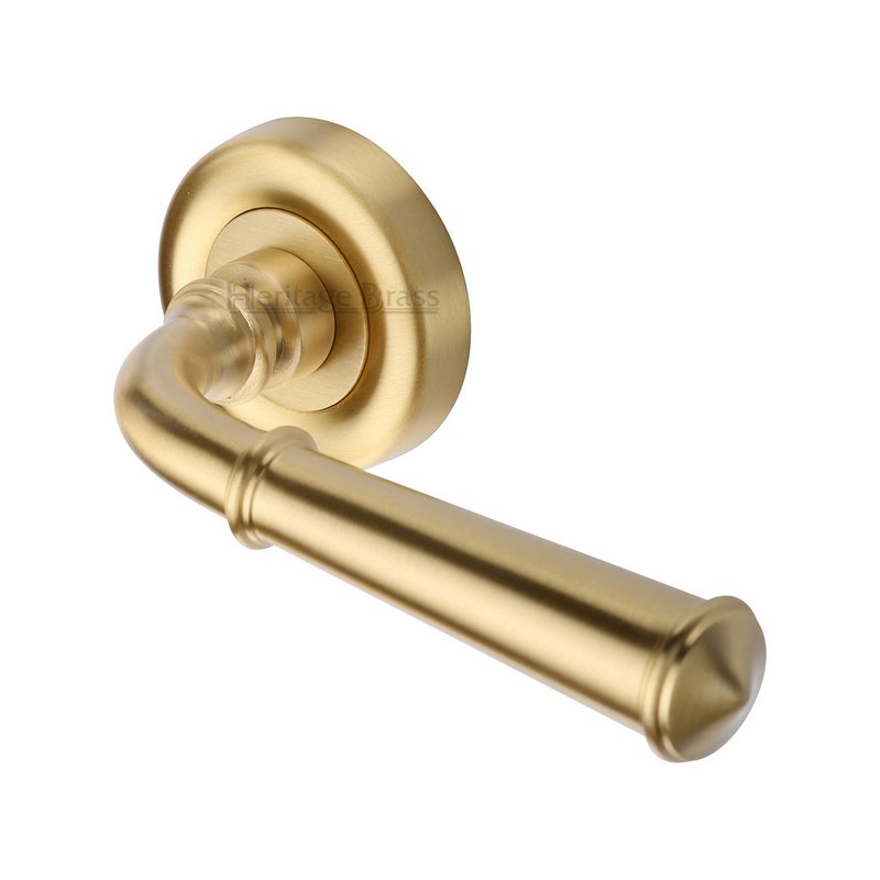 Colonial Door Handle on Round Rose - V1932-SB