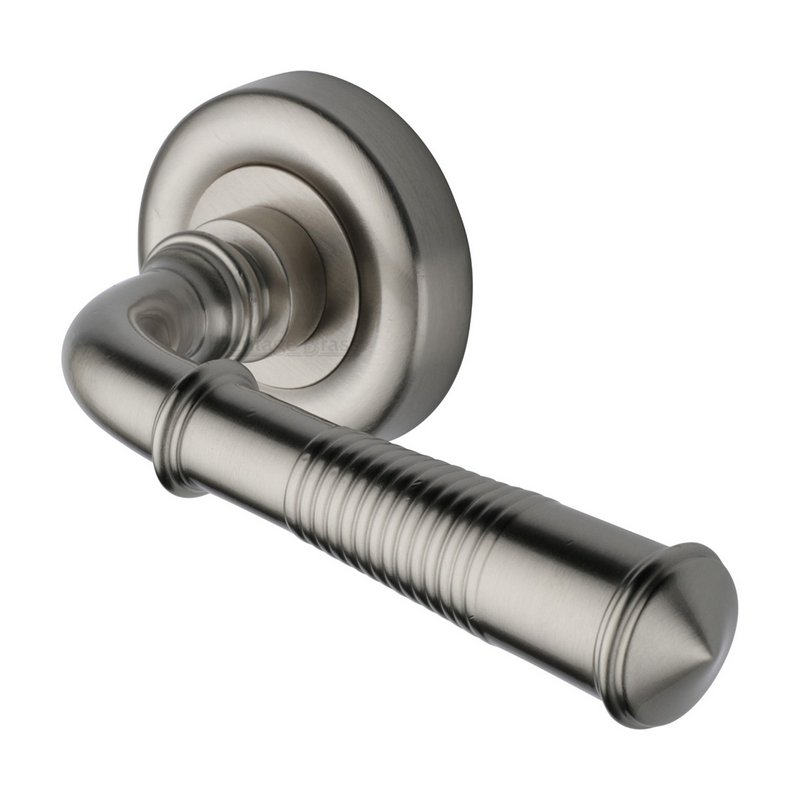 Colonial Reeded Door Handle on Round Rose - V1936-SN