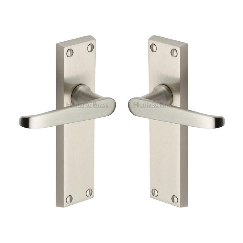 Victoria Door Handle on Plate - V3913-SN