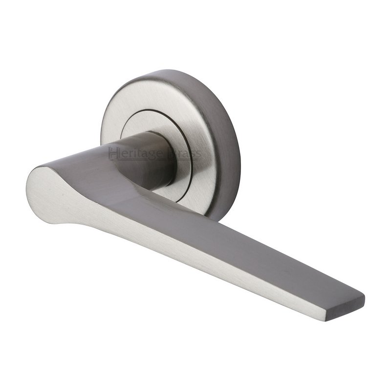 Gio Door Handle on Round Rose - V4189-SN