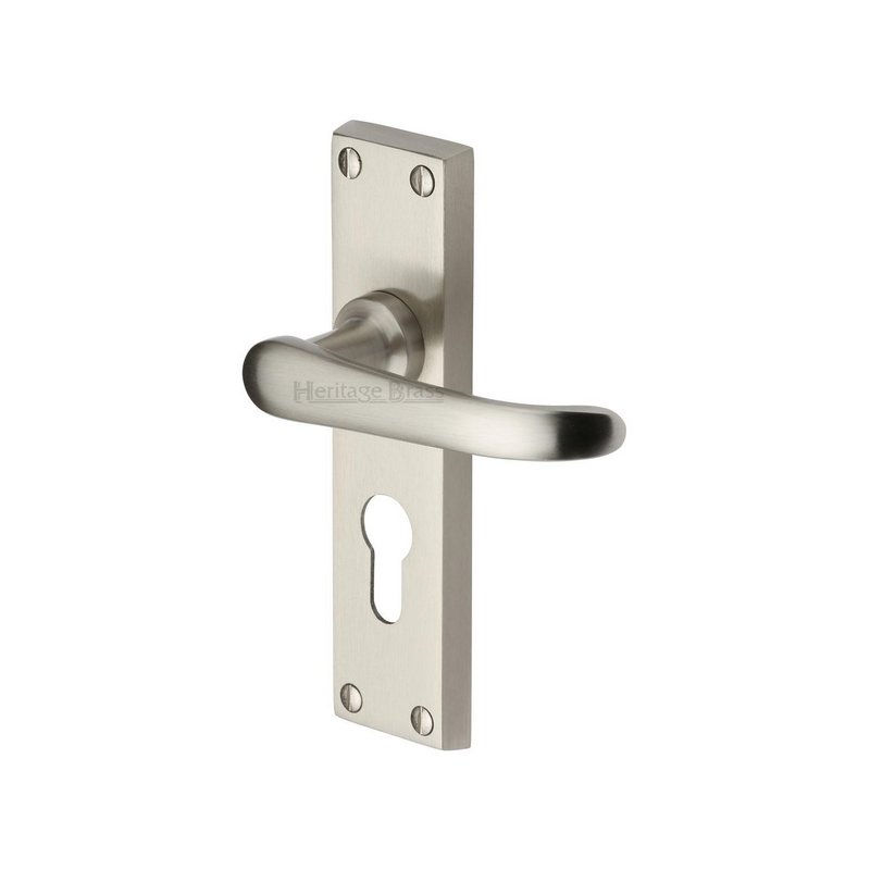 Windsor Door Handle on Plate - V727.48-SN