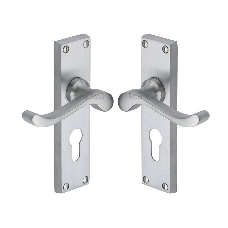 Bedford Door Handle on Plate - V807.48-SC