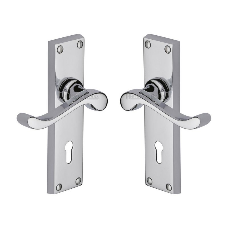 Bedford Door Handle on Plate - V810-PC