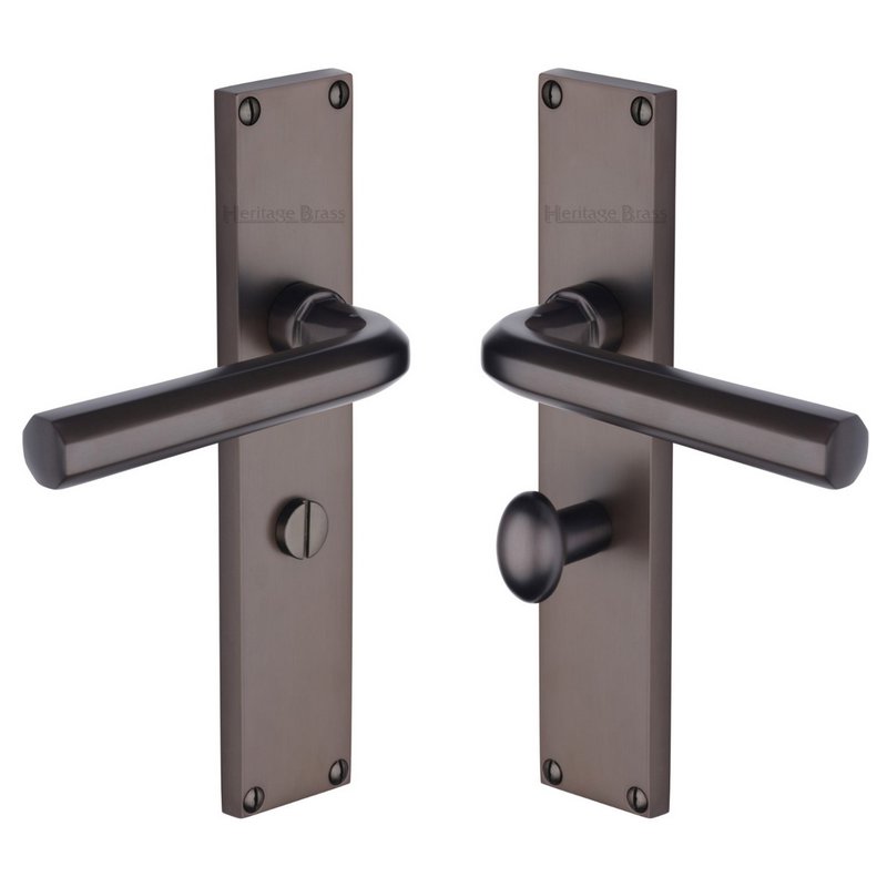 Octave Door Handle on 200mm Plate - VT5930-MB