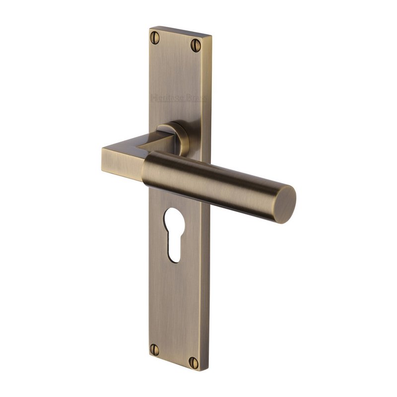 Bauhaus Door Handle on 200mm Plate - VT6348-AT