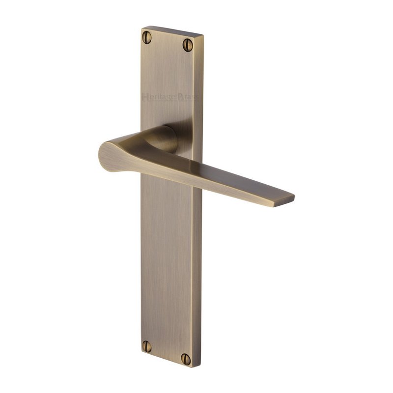 Gio Door Handle on 200mm Plate - VT8110-AT