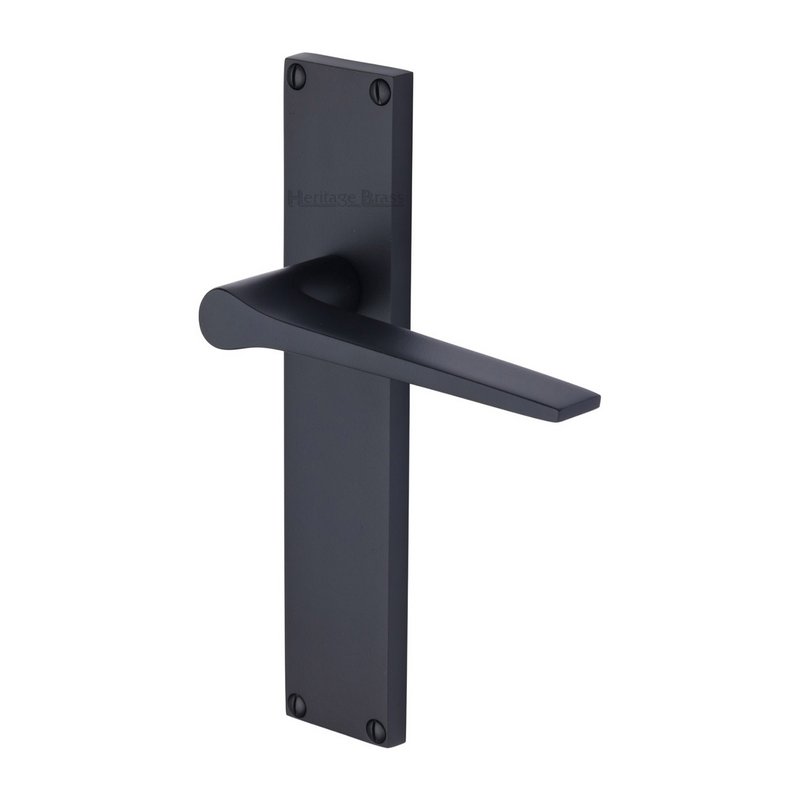 Gio Door Handle on 200mm Plate - VT8110-BKMT