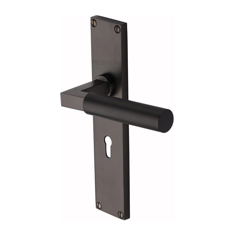 Bauhaus Knurled Door Handle on Plate - VT9300-MB