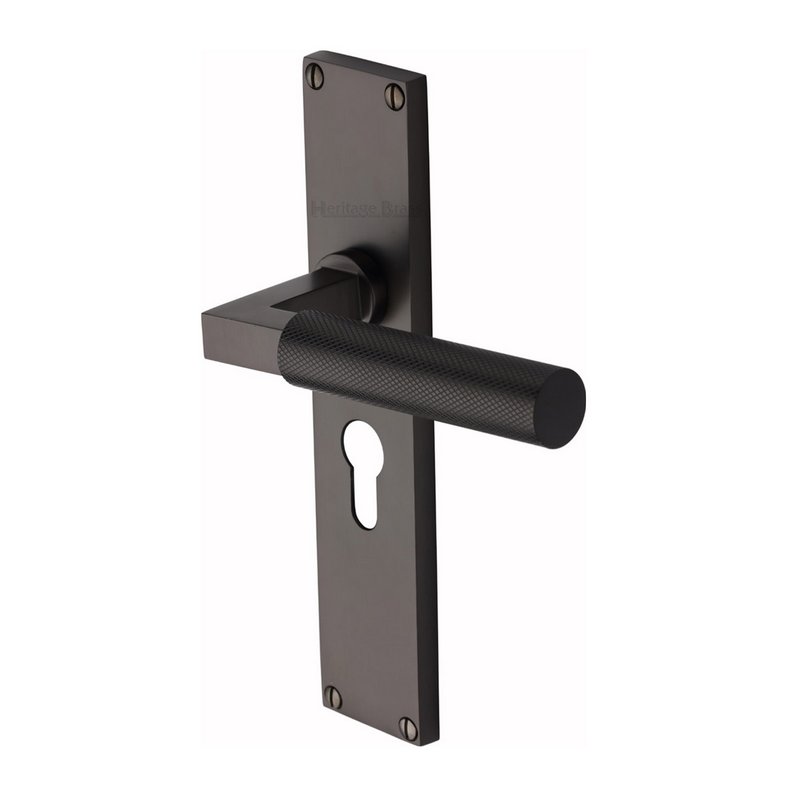 Bauhaus Knurled Door Handle on Plate - VT9348-MB