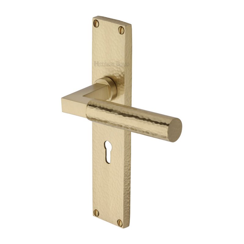 Bauhaus Hammered Door Handle on Plate - VTH4300-SB